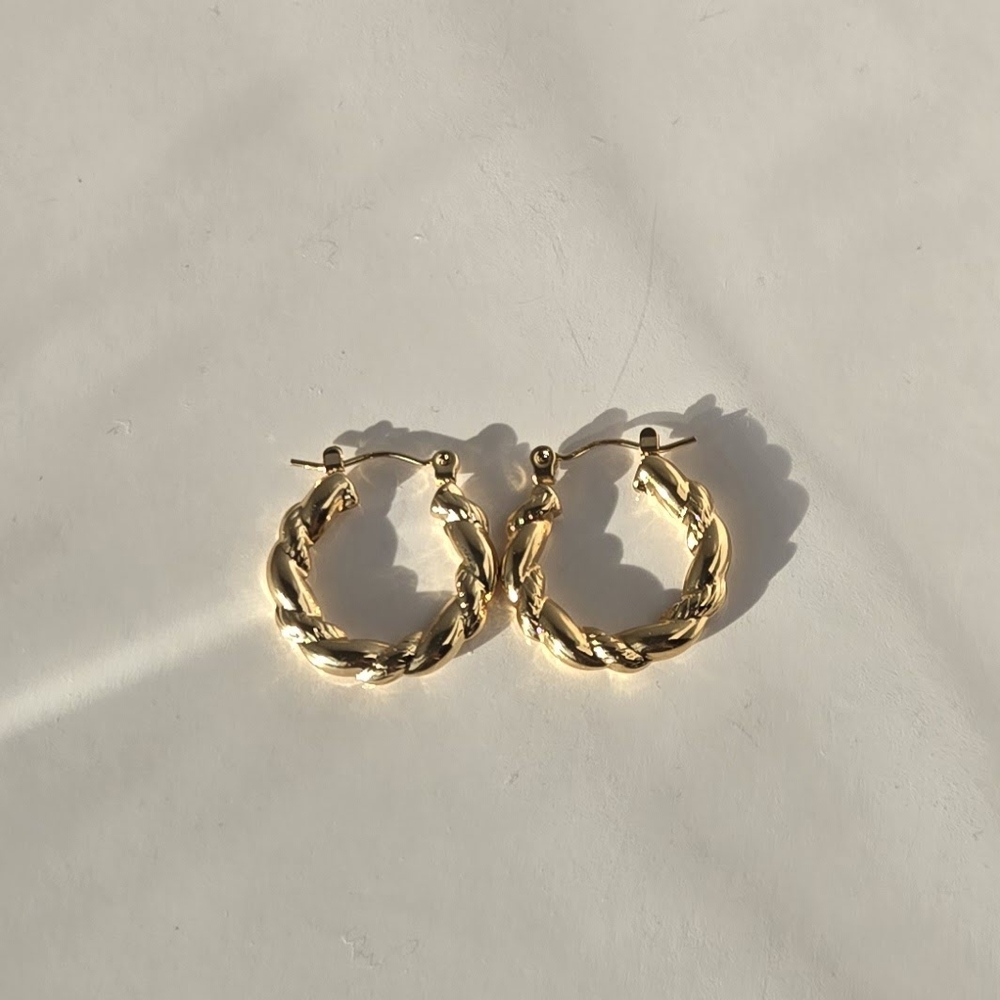 18K Gold Plated Twisted Rope Hoop Earrings | Lightweight & Hypoallergenic